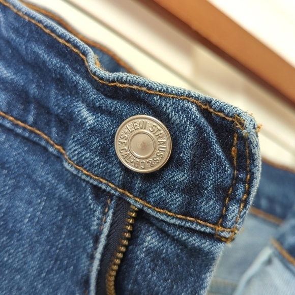 Levi's Y2K Vintage 550 Dark Wash Relaxed Fit Tapered Leg Denim Mom Jeans 8P - Picture 10 of 15